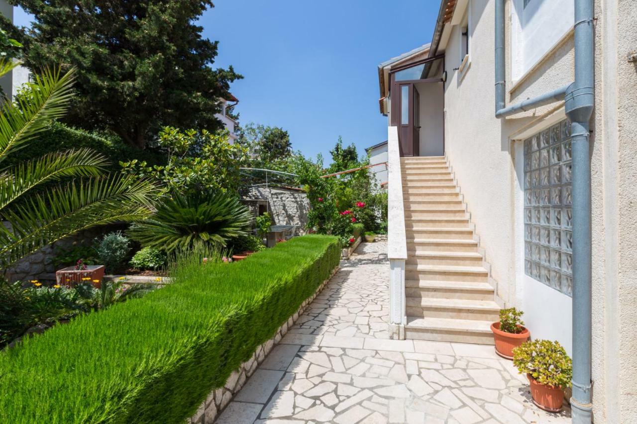Apartmani Gordana Mali Lošinj Zewnętrze zdjęcie